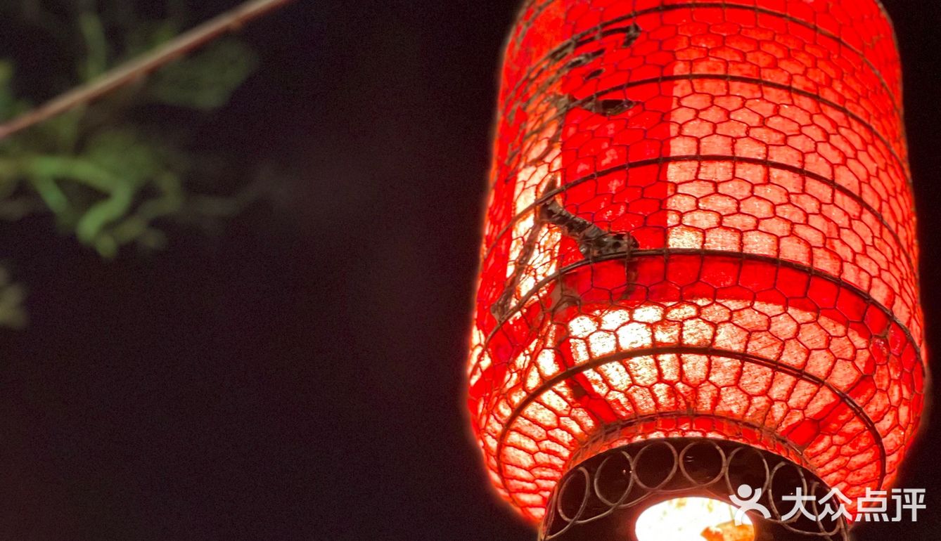 可真得来早点，或者提前拿号哦！