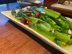 油麦菜-成都娃娃花园餐厅 (南艺旗舰店)