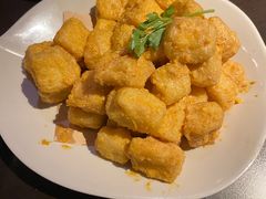 -大头虾越式风味餐厅(光明广场店)