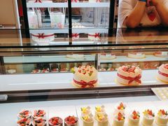 -花花卷卷·鲜食蛋糕(静安久光百货店)
