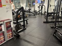 -超鹿运动(达信大厦店)