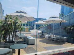 -UNI UNI(环亚凯瑟琳店)