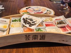 -芸南道·过桥米线(昆明老街旗舰店)