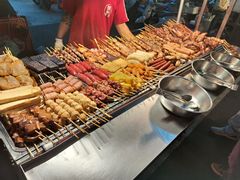 -六合夜市