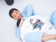 -菠萝格斗巴西柔术训练馆