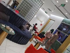 -海马体照相馆(环贸iapm大师爱情店)