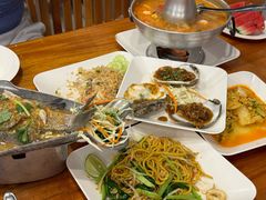 -两兄弟Song Pee Nong(2号店)