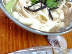 -老广烧烤(骆驼山康馨园店)