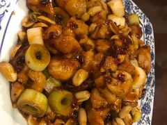 宫保鸡腿肉-娄三少·老北京春饼烤鸭家常菜(方庄店)