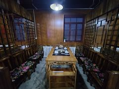 -果松木炭酸菜铜火锅·外婆参鸡汤