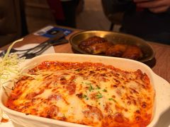 -玛格萝妮比萨屋(陆家浜路店)