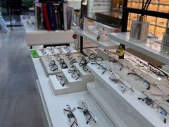 -一代眼镜(浦东大拇指广场店)