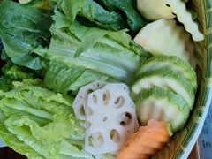 -原林野山菌火锅·炒菌(关上野生菌一条街店)
