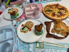 -水桶王国主题餐厅·聚会·生日派对·亲子活动·家庭套餐(亚龙湾希尔顿店)