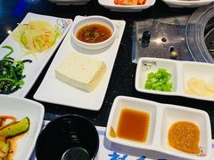 -青松馆韩国料理(香港中路佳世客店)