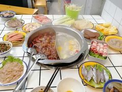 -罗大姐重庆市井老火锅(海丰店)