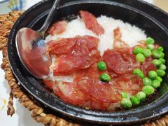 腊肠煲仔饭-堂屋糖水店(愚园店)