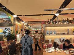 -芭莉与彩虹西餐厅(成都合生汇店)