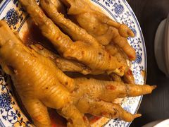 -爆炸头阿姨小四川正宗川味小吃(无任何分店)