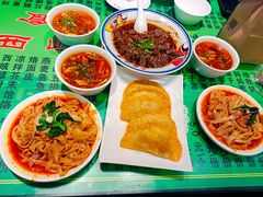 -令氏家外家周秦食府(高新店)