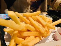 -The Habit Burger Grill 哈比特汉堡(复兴soho店)