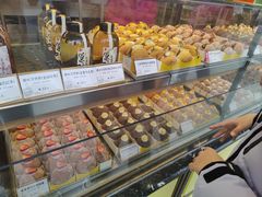-85度C(生甜甜圈研究工坊·上海平凉店)