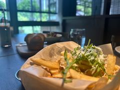 -九月里.自由花园餐厅