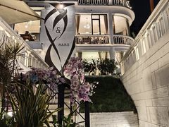 -Mark&Mars Restaurant