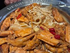 鸡翅锅-胖哥俩肉蟹煲(济南世茂国际广场店)