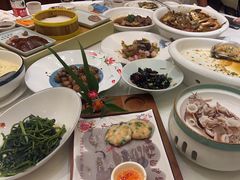 -沪华海鲜大酒楼(南汇店)