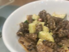 -黄泥岗·地道湖北菜(奥特莱斯店)