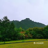 路过迷宫，试探性的进去看了