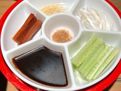 -青年公社烤鸭(滨湖银泰店)