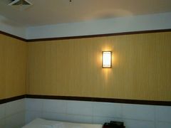 -鑫港隆休闲会所(海燕·玉兰花园店)