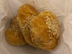 椒盐麦蒂酥-上海哈尔滨食品厂(淮海中路店)