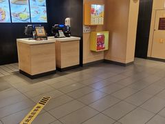 -麦当劳(石坝服务区店)