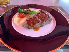 炭火直扒澳洲西冷-Kathleen's Waitan 凯圣琳江景西餐厅(外滩店)