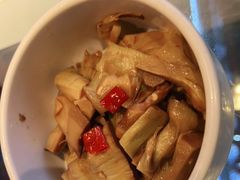 -渝是乎酸菜鱼·川渝小炒(新世界百货望京店)