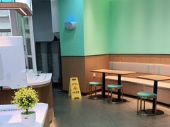 大堂-老乡鸡(西岸凤巢店)