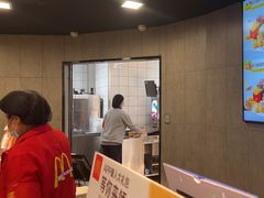 -麦当劳(西站店)
