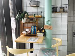 -蜜蜂小象·榴莲千层蛋糕(时代汇11栋店)