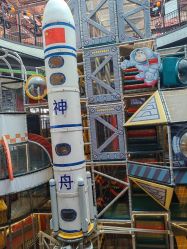 -嗨翻Hi-Fun竞技主题乐园·蹦床团建生日聚会(五棵松华熙店)