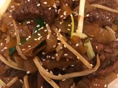 -新大咀港式茶餐厅(宝山万达店)