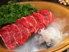 -三出山火锅(南京万象天地店)