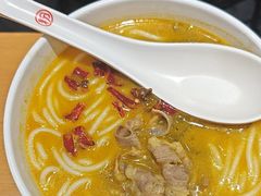 -三千粉牛肉米粉(来客茂店)