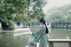 -一揽芳华汉服旗袍体验馆(拙政园店)