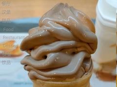 阿华田圆筒-麦当劳(轻轨曹杨路店)