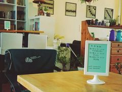 -房角石咖啡与书(吉大南校店)