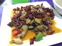 火爆肥肠-双流老字号董蹄花(广场路店)