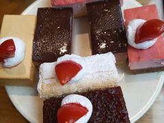 -怡人怡口牛排海鲜自助(飞龙大厦店)